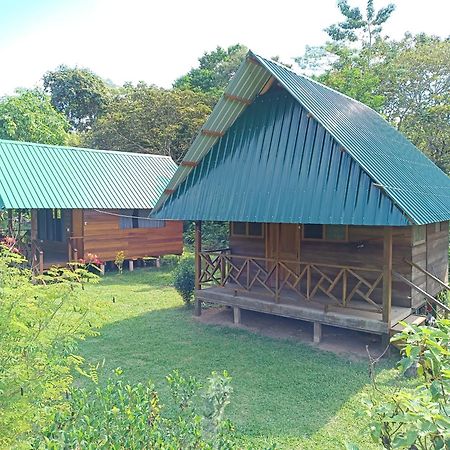 Quirquincho House Lodge Puerto Maldonado Exterior foto